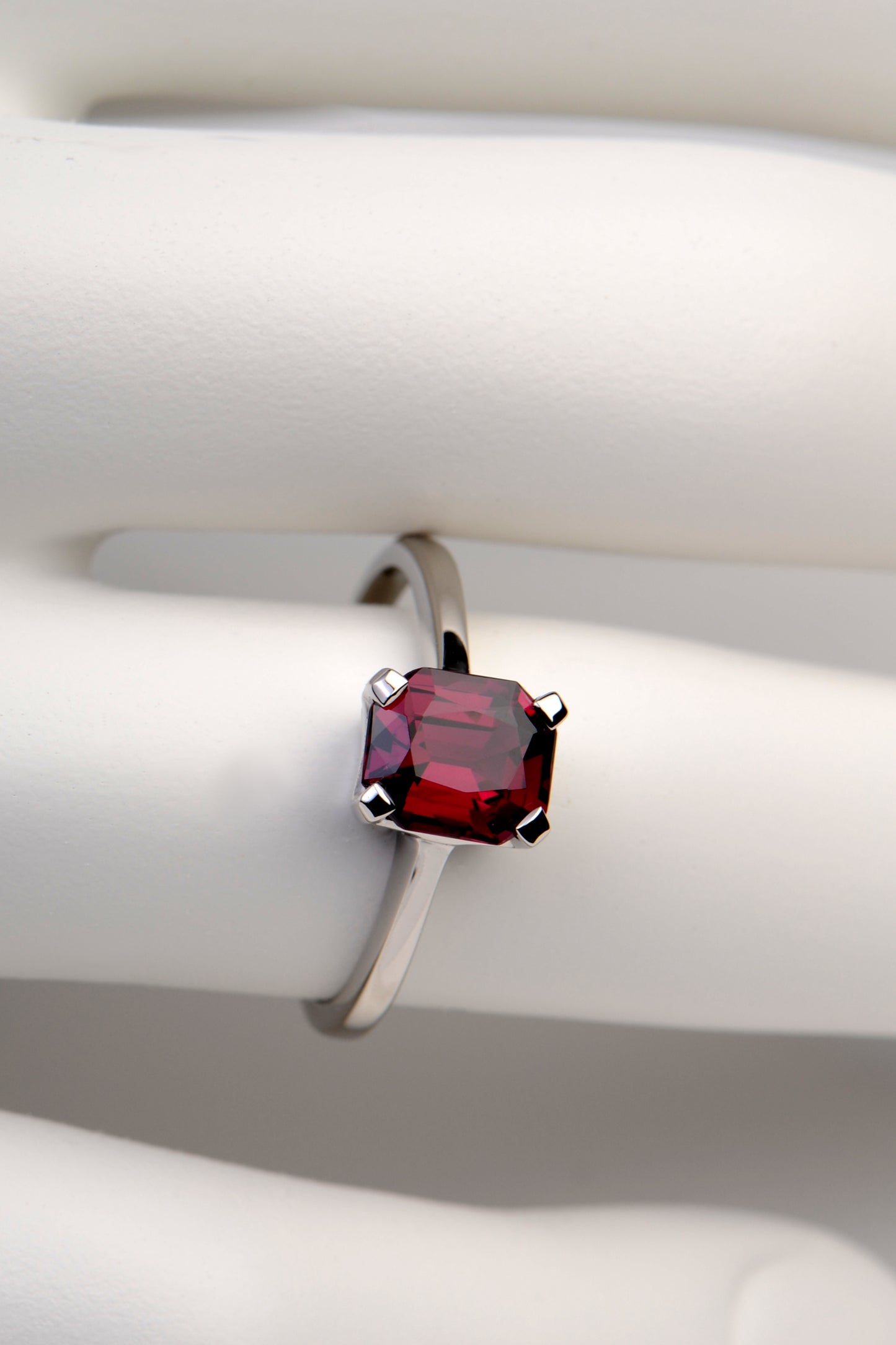 Platinum Rhodolite Garnet Ring