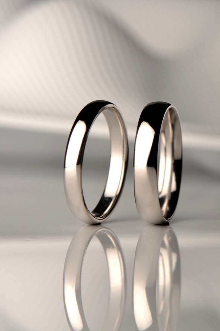 Personalised wedding rings for women