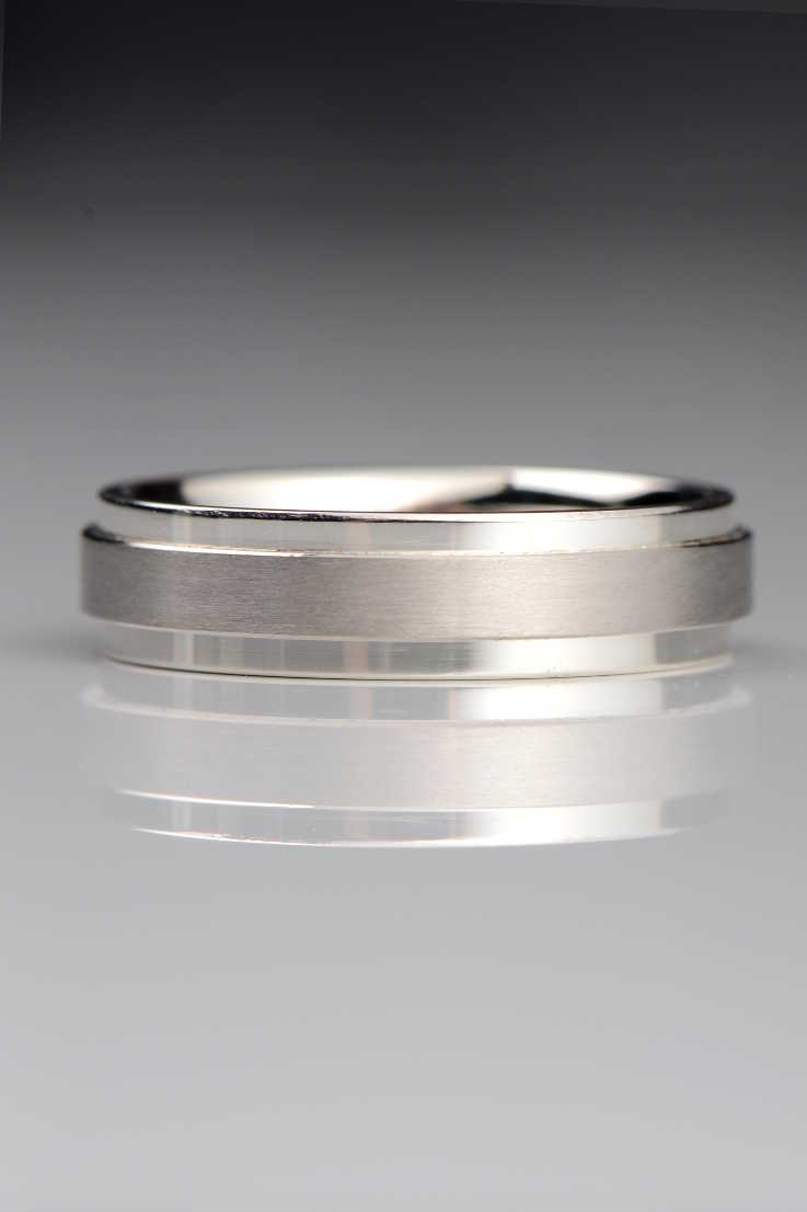 6mm polished silver and matt platinum ring - Unforgettable Jewellery