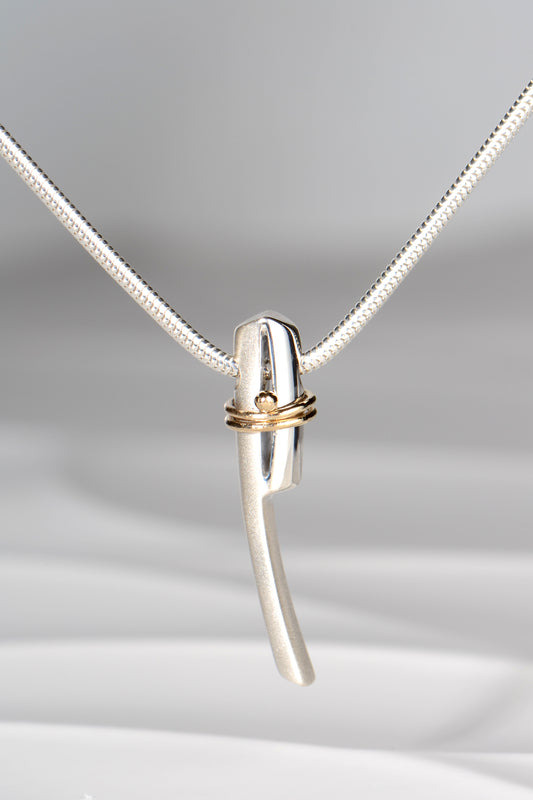 british designer Christine Sadler handmade silver and gold contemporary necklace.