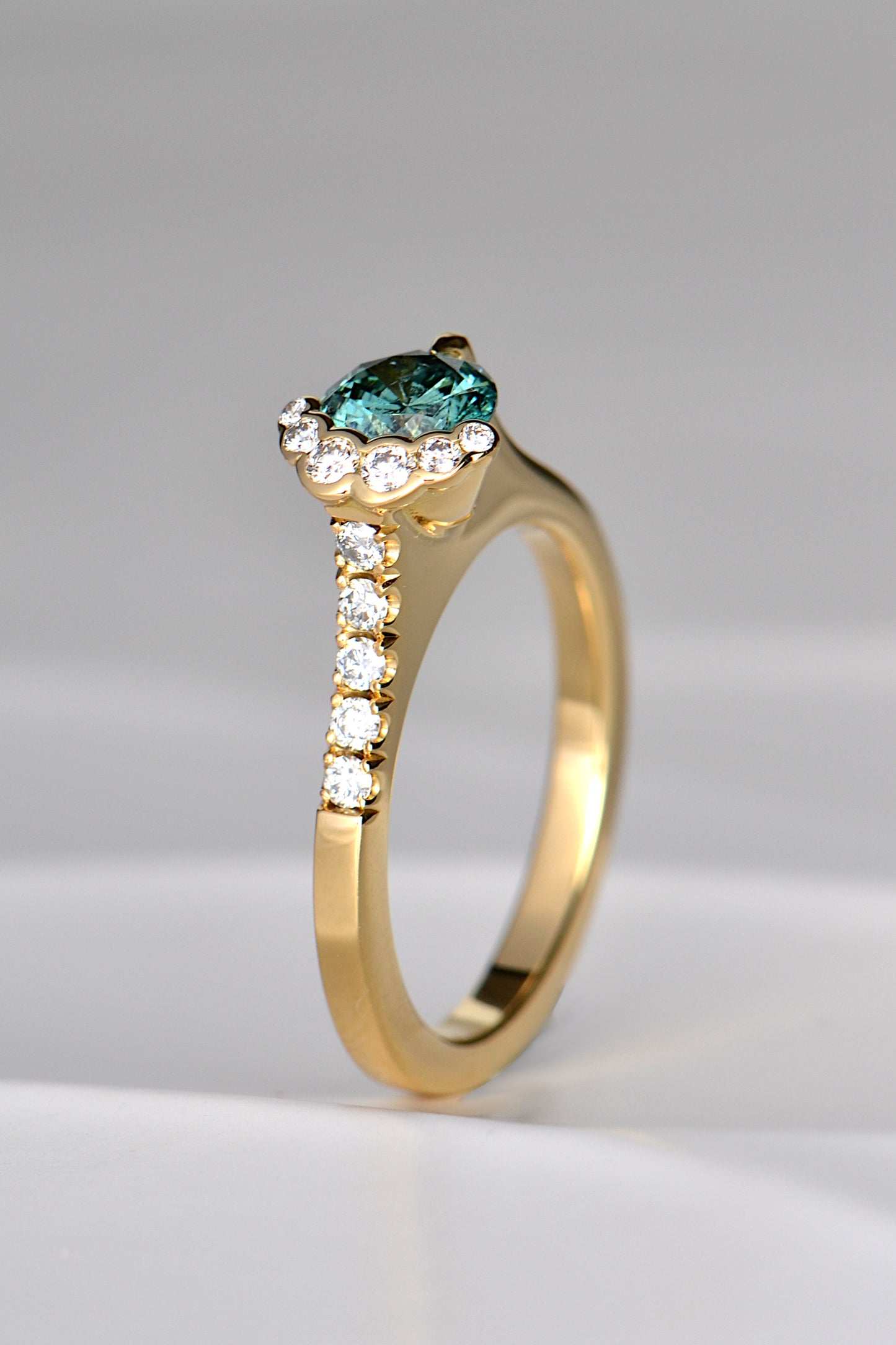 Fairypools green diamond ring