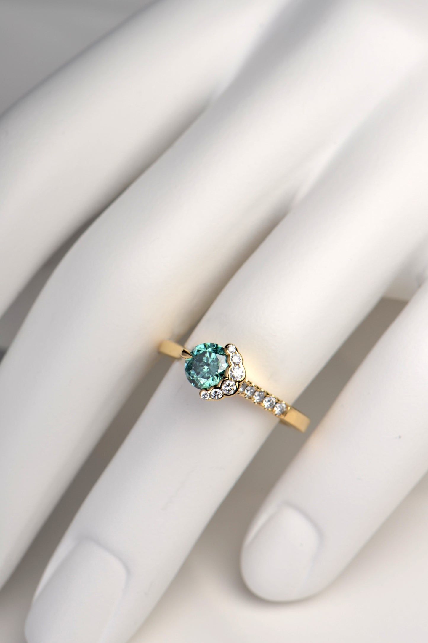 Fairypools green diamond ring