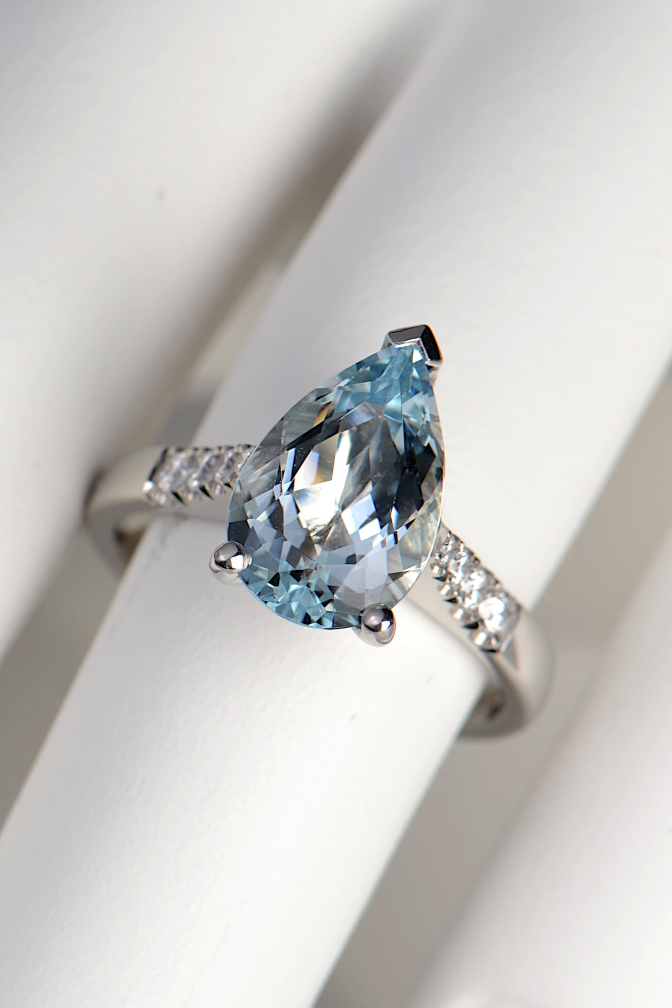 Aquamarine pear cut diamond platinum ring
