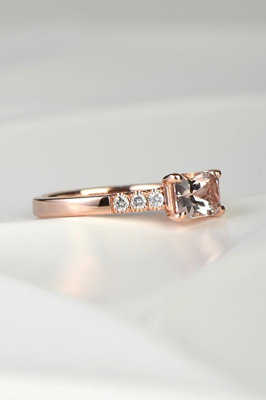 modern rose gold morganite and diamond ring