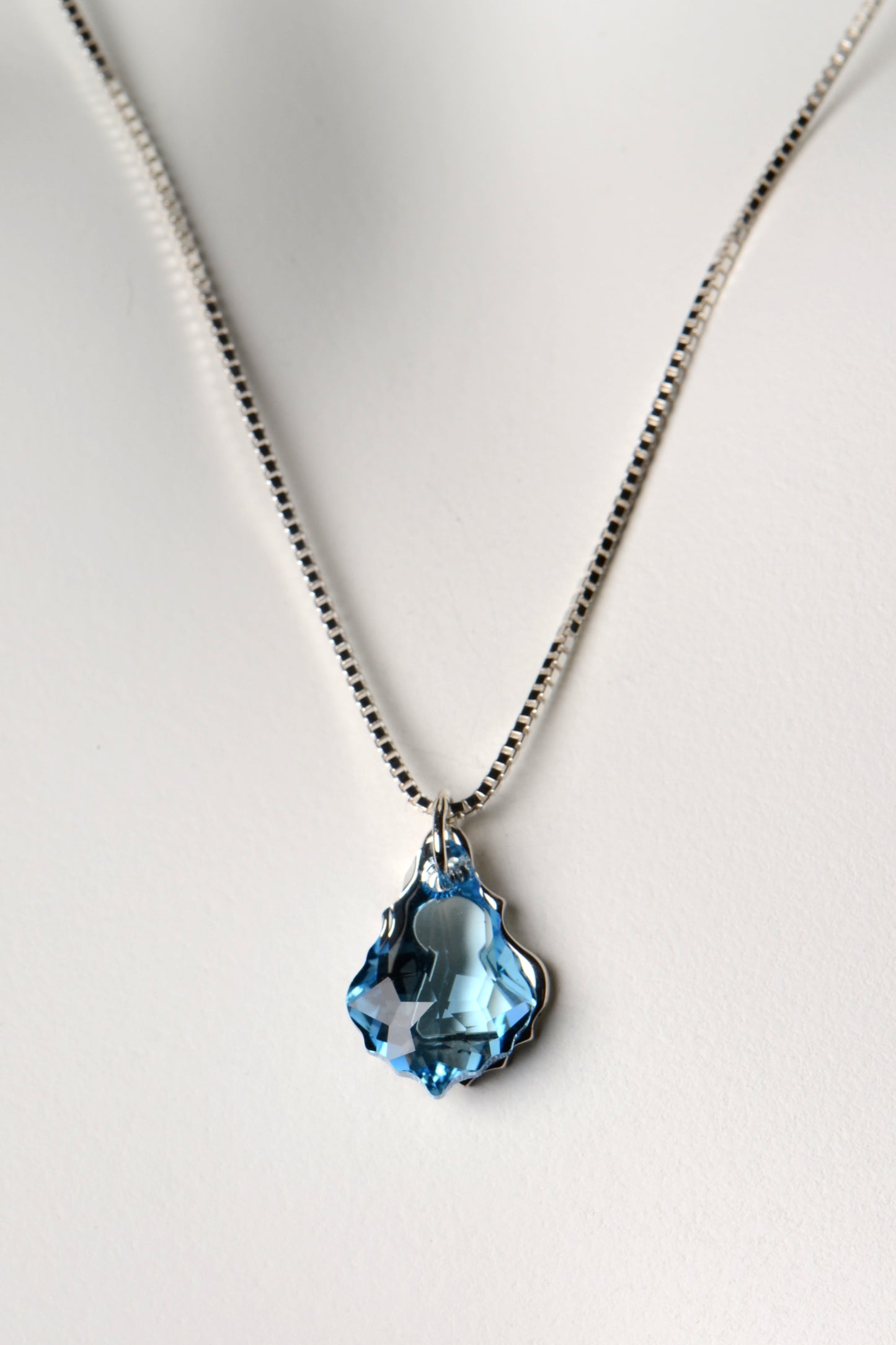 Watch Me pendant blue