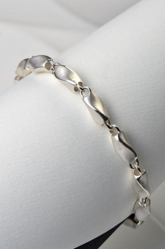 Handmade silver twist bracelet - Bracelets The Best of British