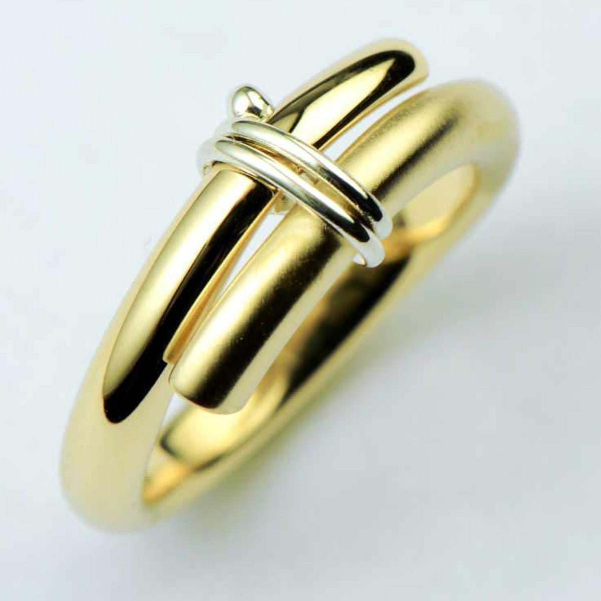 The magic that makes people Stay Together - Christine Sadler Unforgettable Jewellery