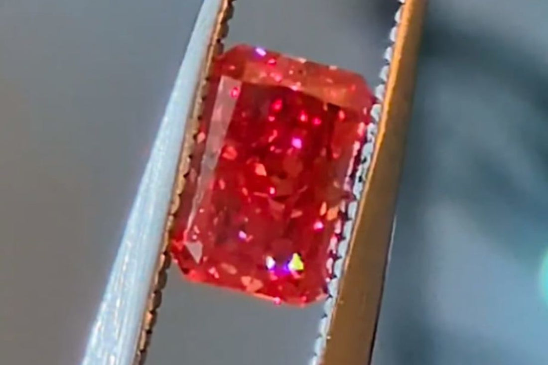 Certificated vivid pink coloured lab grown diamond as a loose gemstone gift idea - Christine Sadler