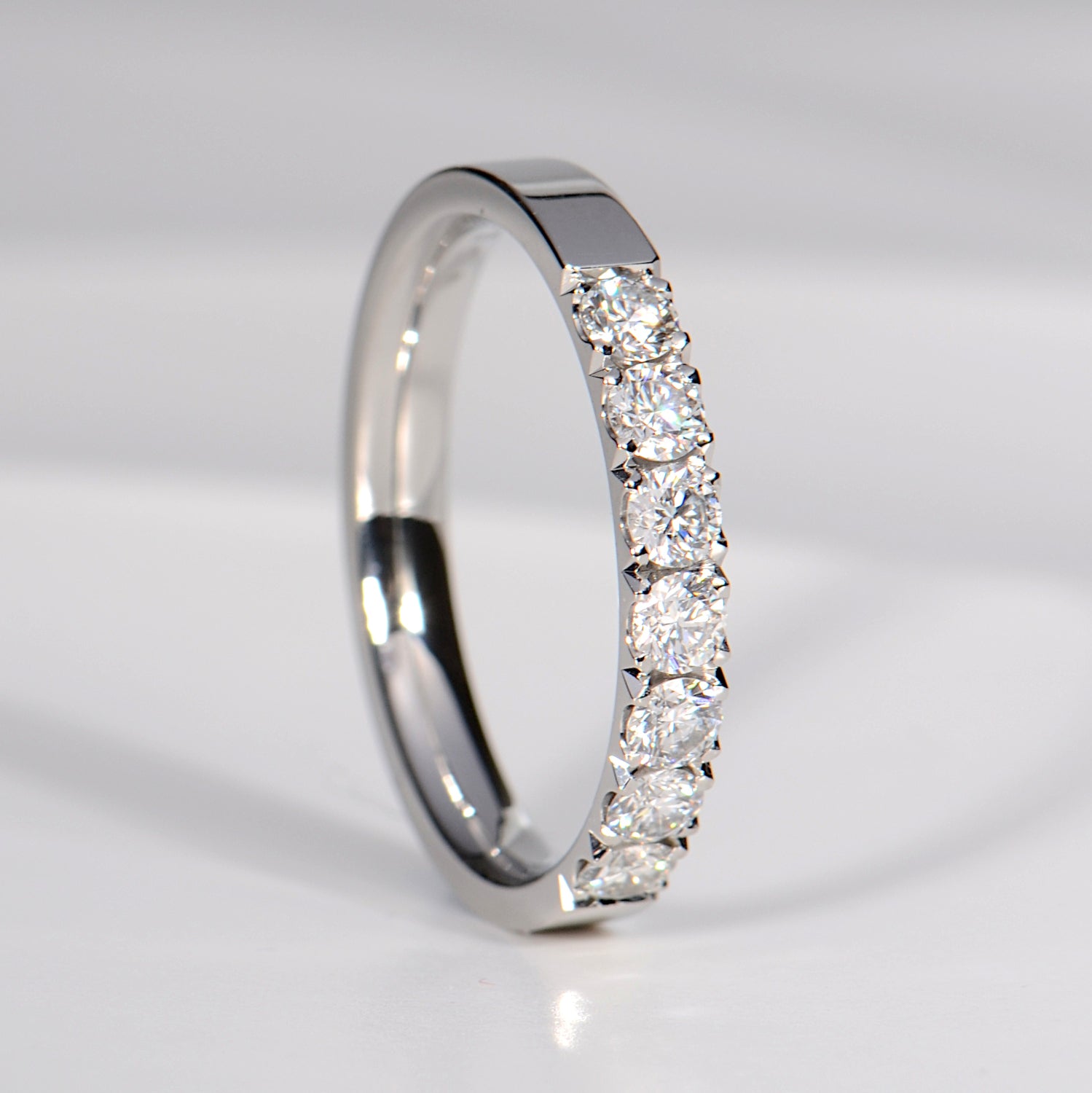 platinum wedding rings made in the UK with and without diamonds. Personalise yours to make it perfect.
