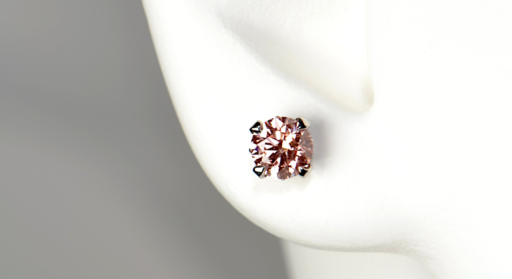 Load video: exclusive pink lab diamond platinum earrings