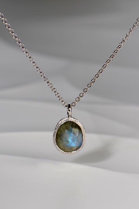 Designer Silver Labradorite Necklace