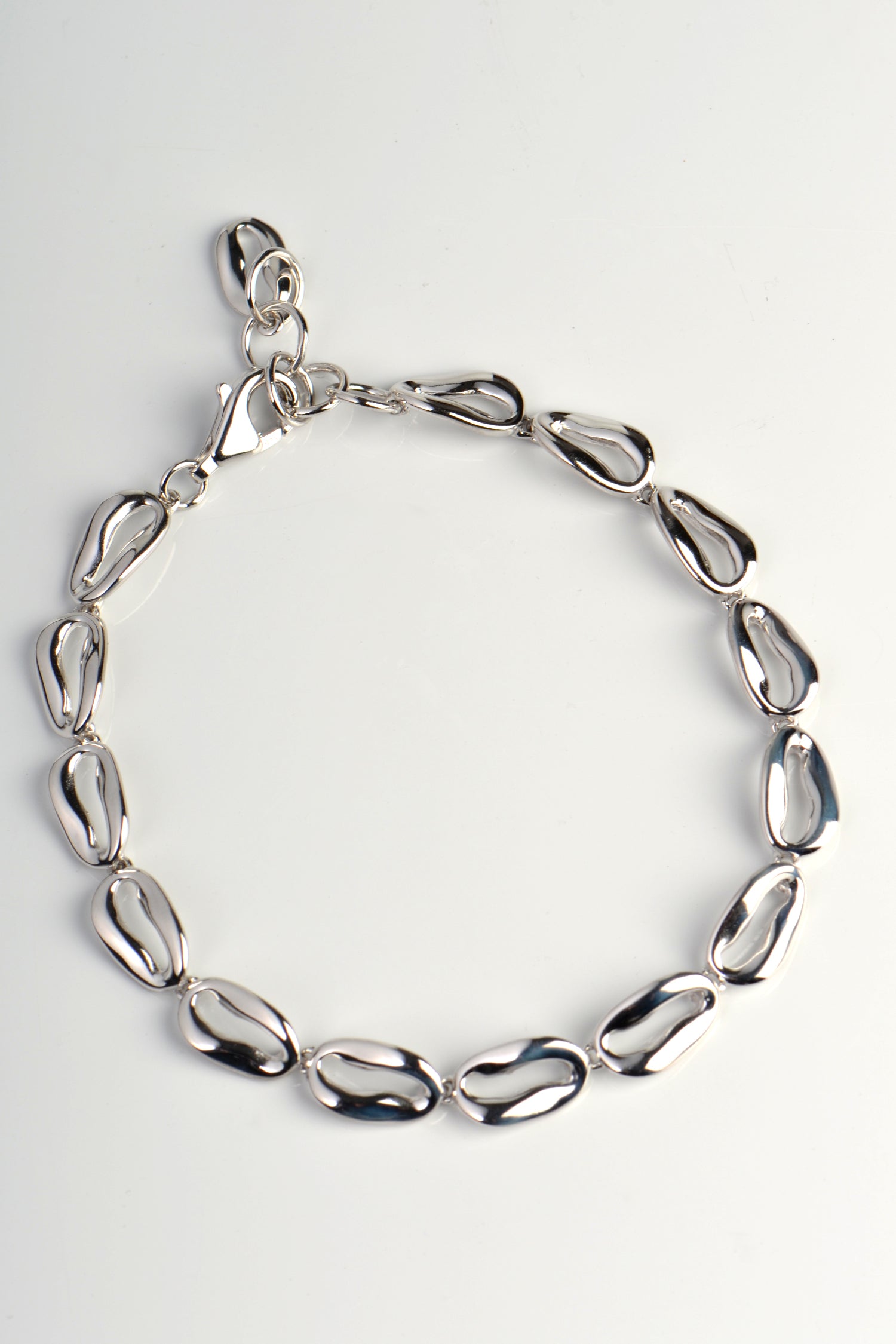 pretty sterling silver modern bracelet inspired by coffee beans from Jorge Revilla