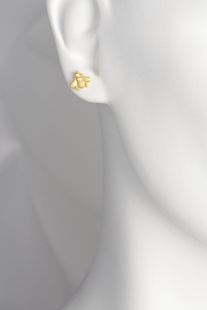 affordable gold vermeil bumblebee earrings. Cute nature inspired stud earrings.