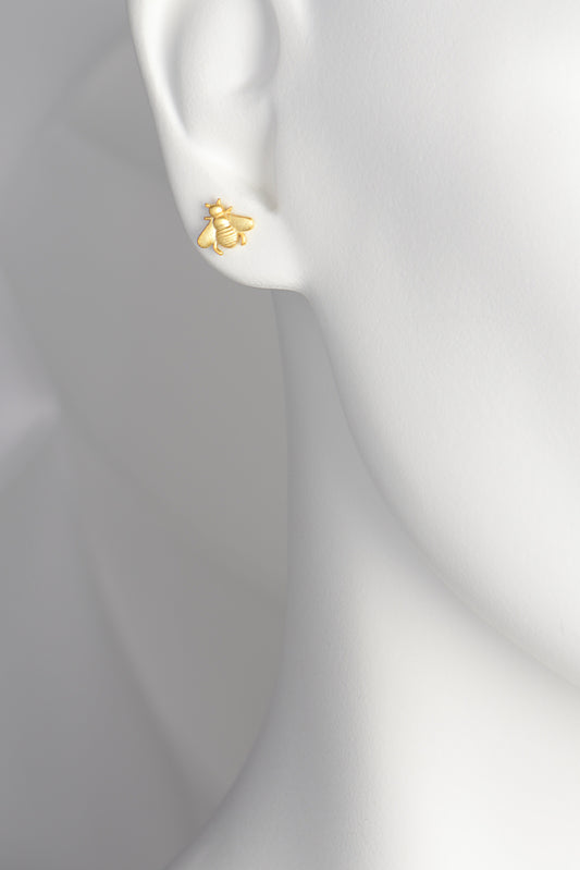 affordable gold vermeil bumblebee earrings. Cute nature inspired stud earrings.