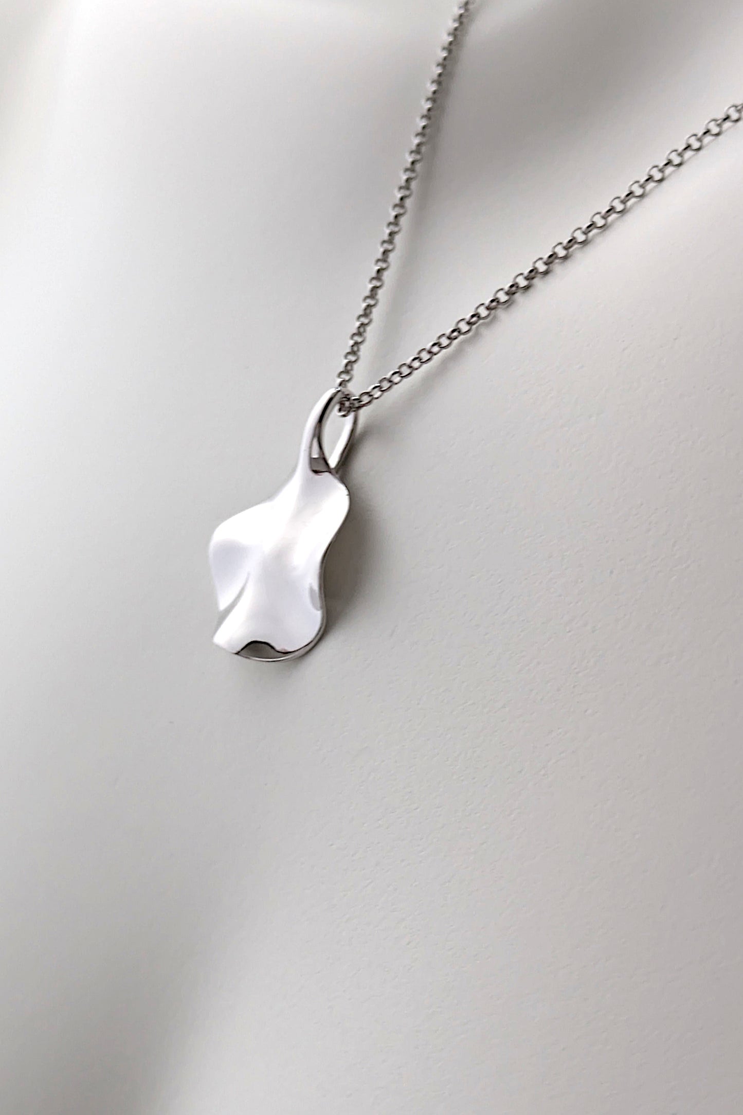 Designer Silver Aqua Necklace