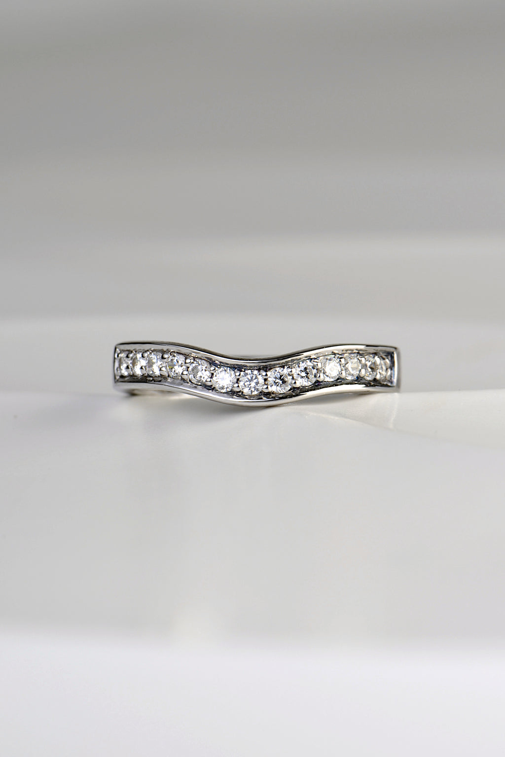 U shaped platinum diamond set wedding ring