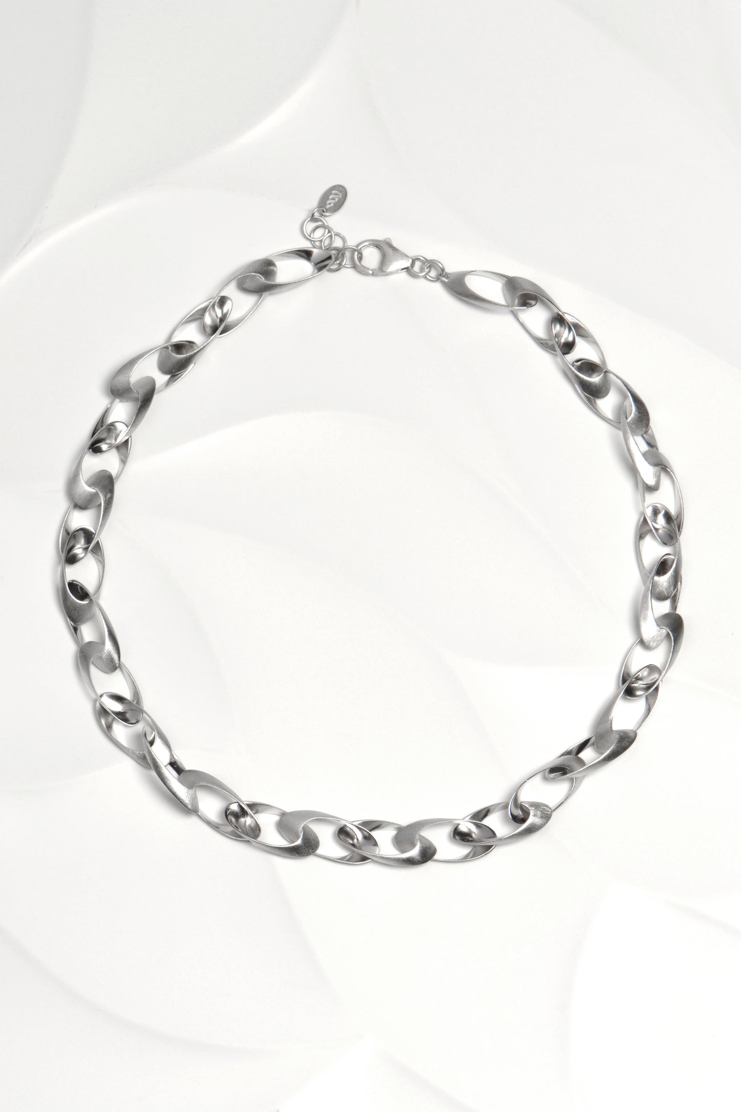 Fancy chain link necklace that is chunky and stylish from jewellery designer Jorge Revilla