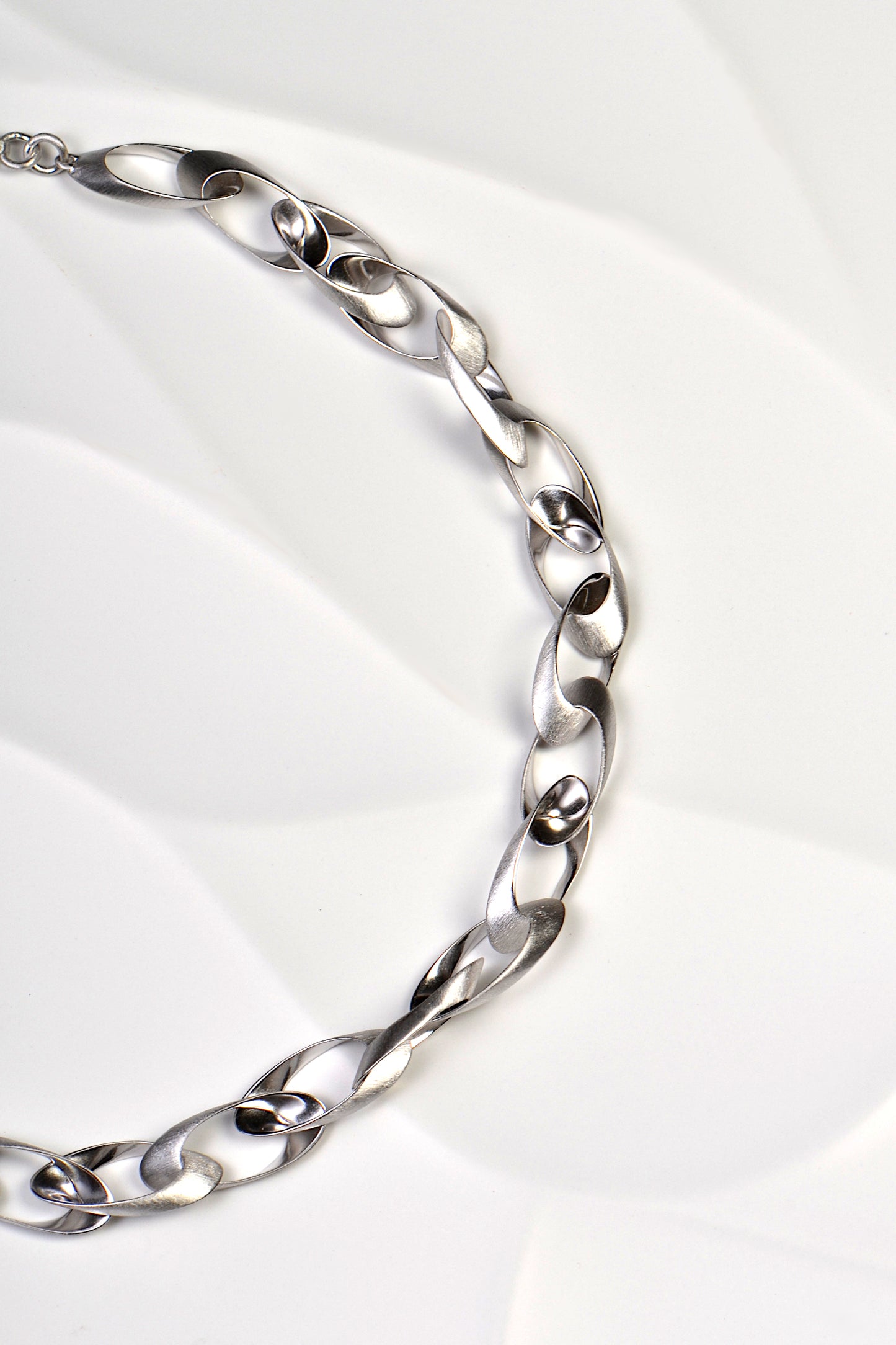 sculptural designer chain link necklace  Jorge Revilla