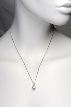 pearl necklace in sterling silver with two cubic zirconias