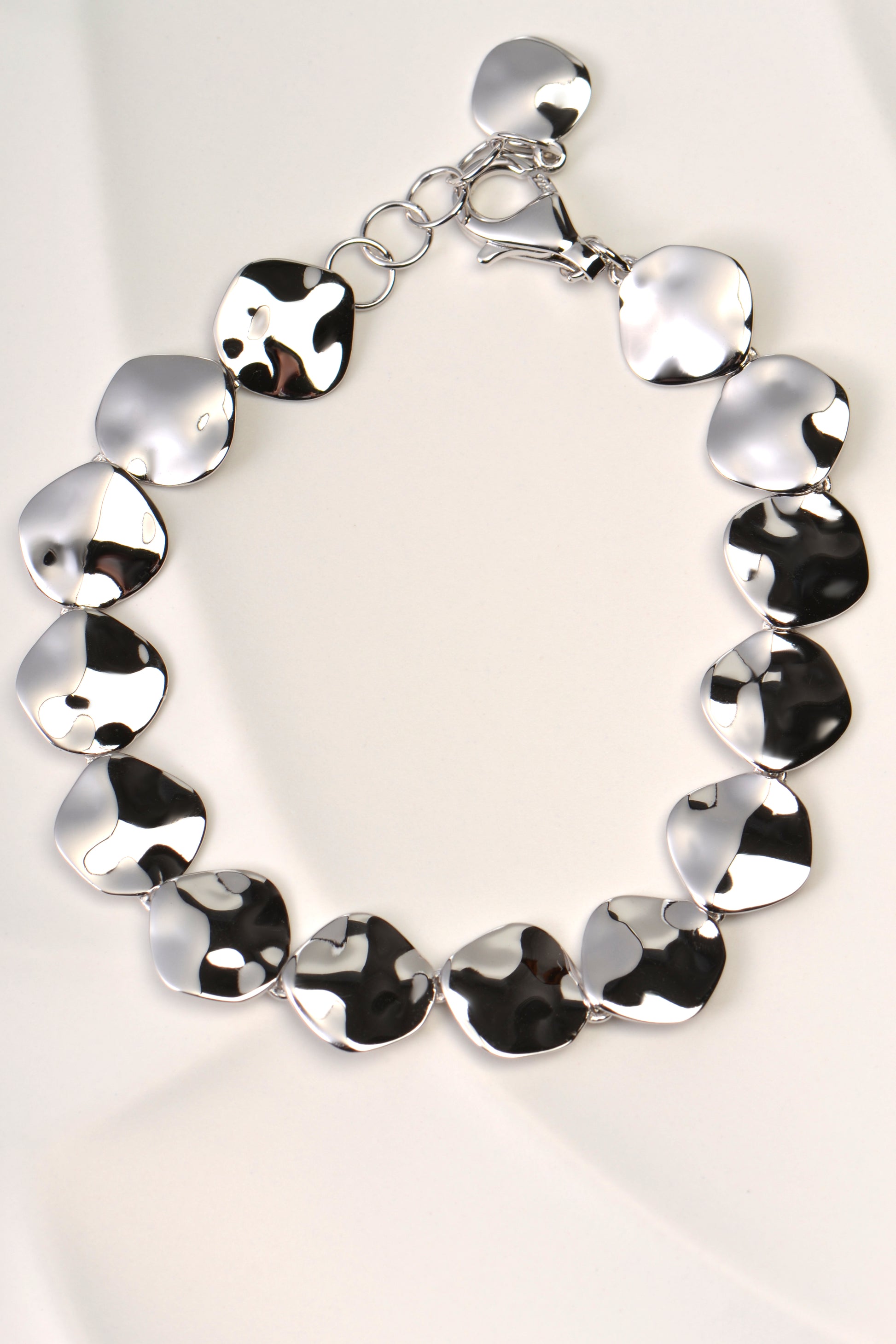 modern high quality silver bracelet from jewellery designer Jorge Revilla