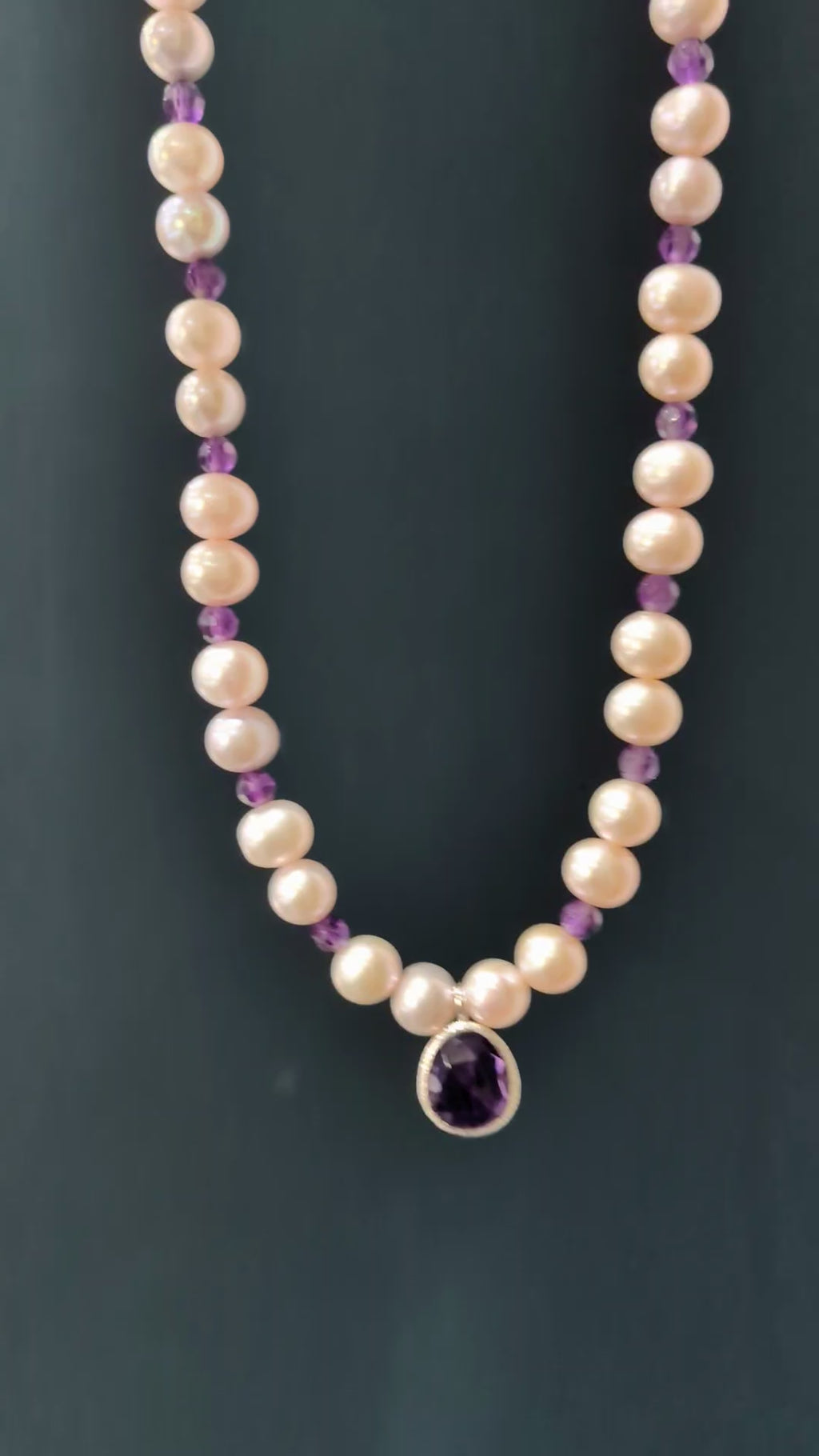 18" Pink Cultured Pearl Necklace with Amethyst Pendant