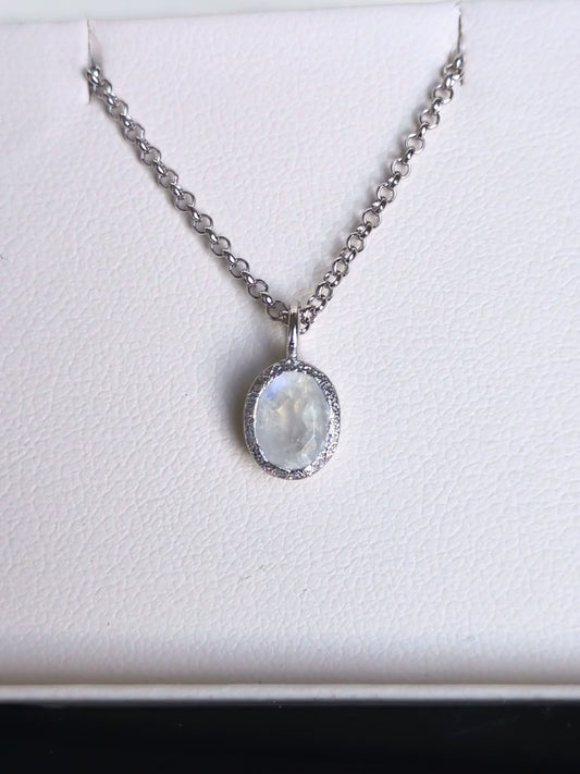 Designer Rainbow Moonstone Birthstone Necklace For June