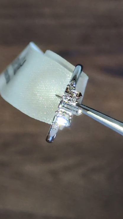 Decorative Platinum Diamond Ring