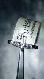 video of 18ct white gold castle set diamond wedding ring showing the sparkle and setting