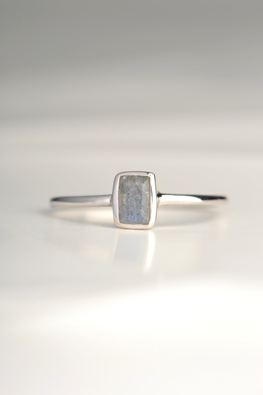 affordable silver gemstone ring set with a rectangular Labradorite gemstone from jewellery designer Jorge Revilla