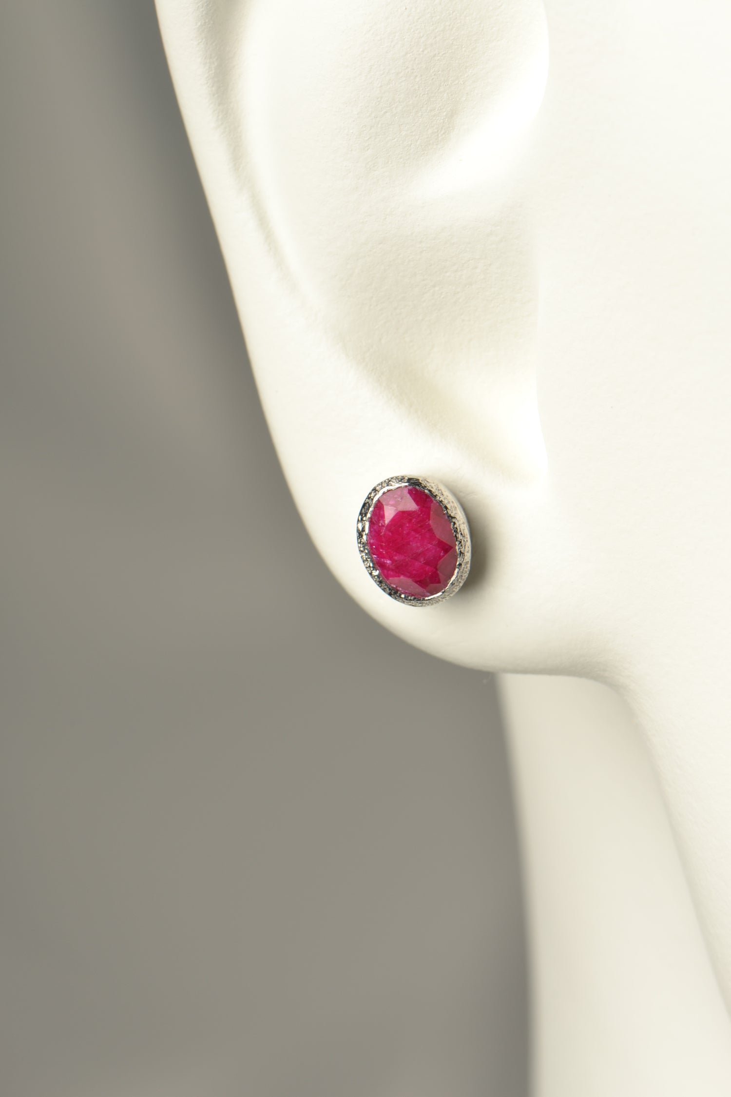 oval ruby birthstone stud earrings from jewellery designer Jorge Revilla