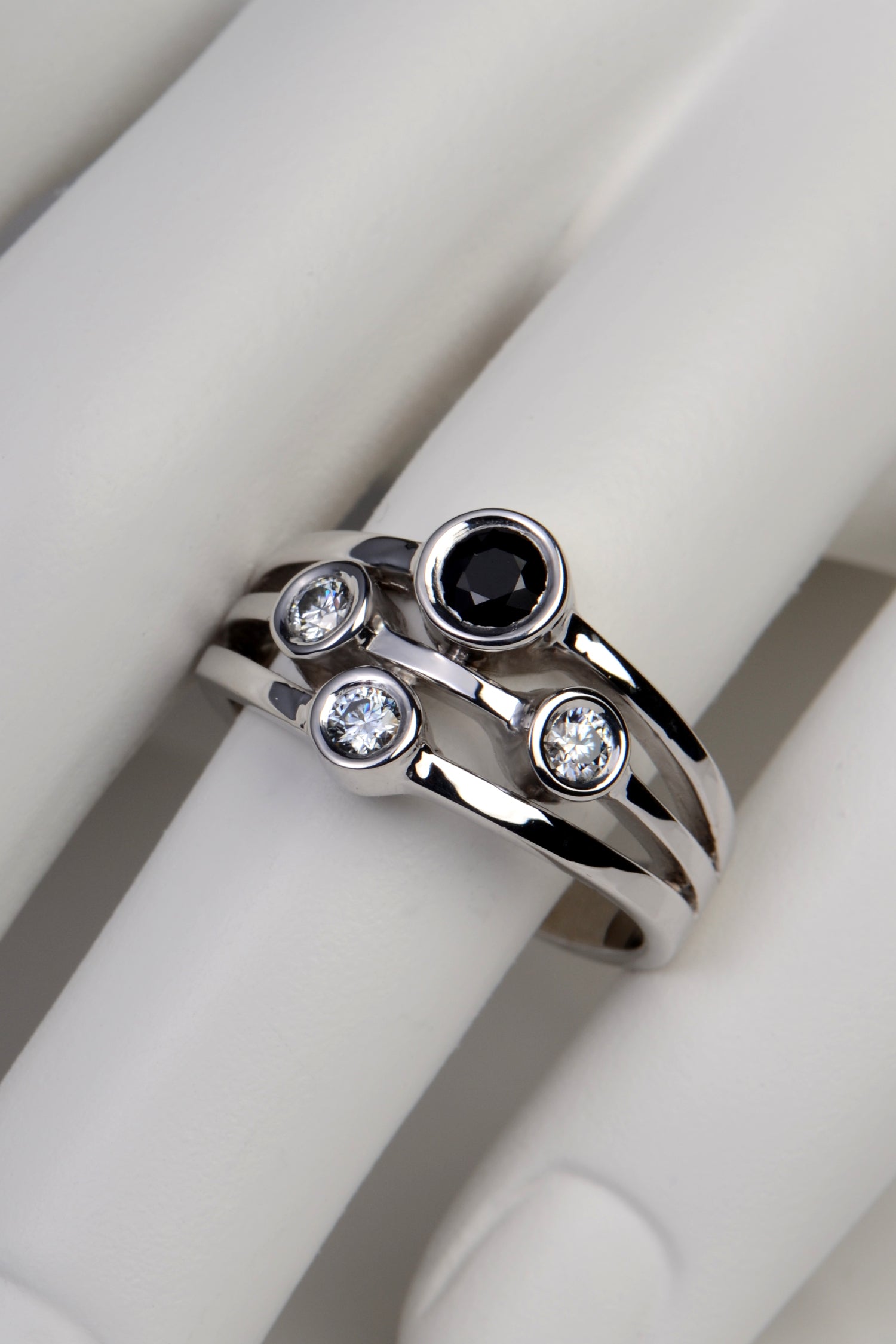 Black sapphire and lab diamond Cairn ring - Ring Christine Sadler