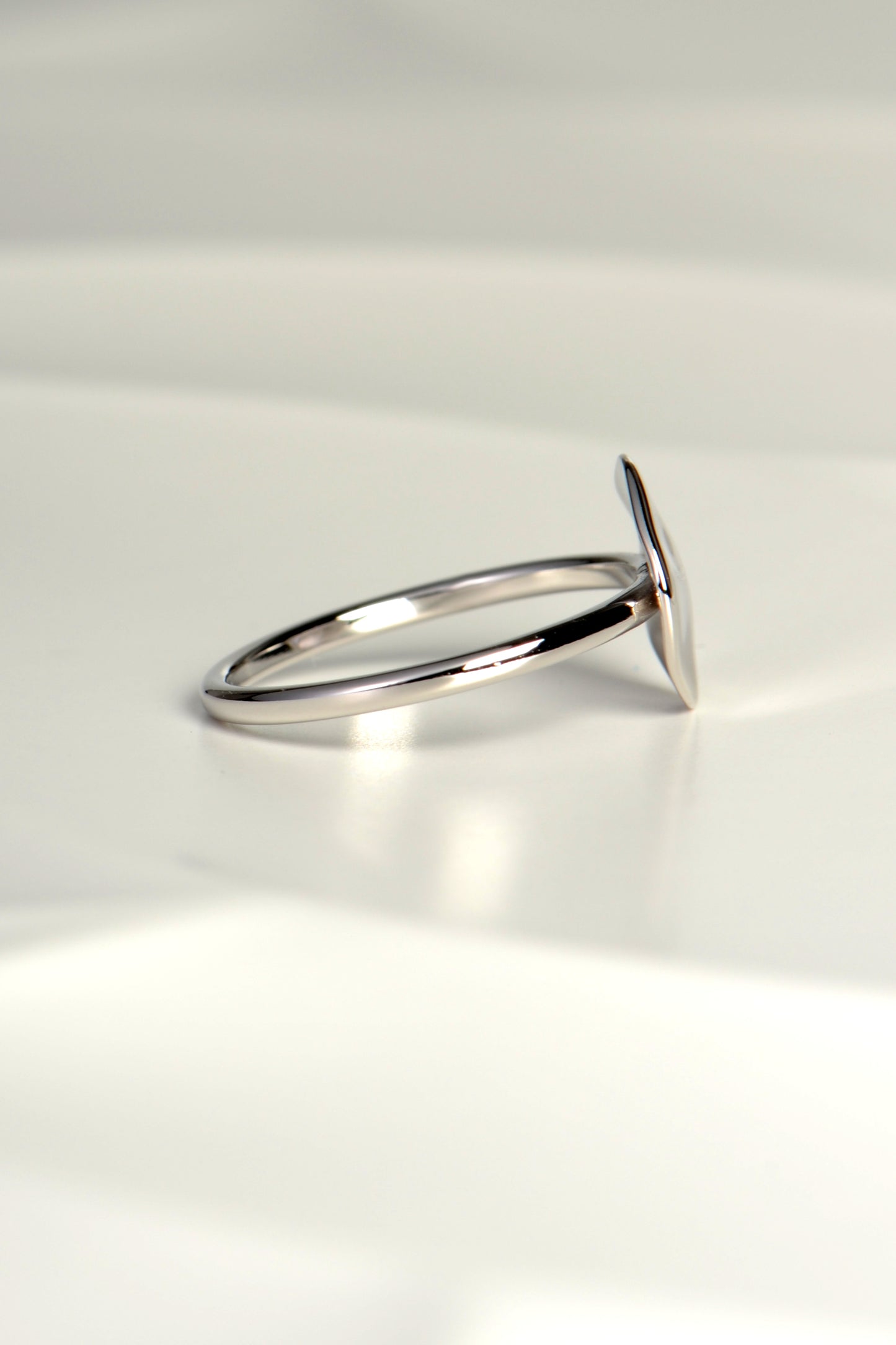 delicate silver modern designer ring - Jorge Revilla