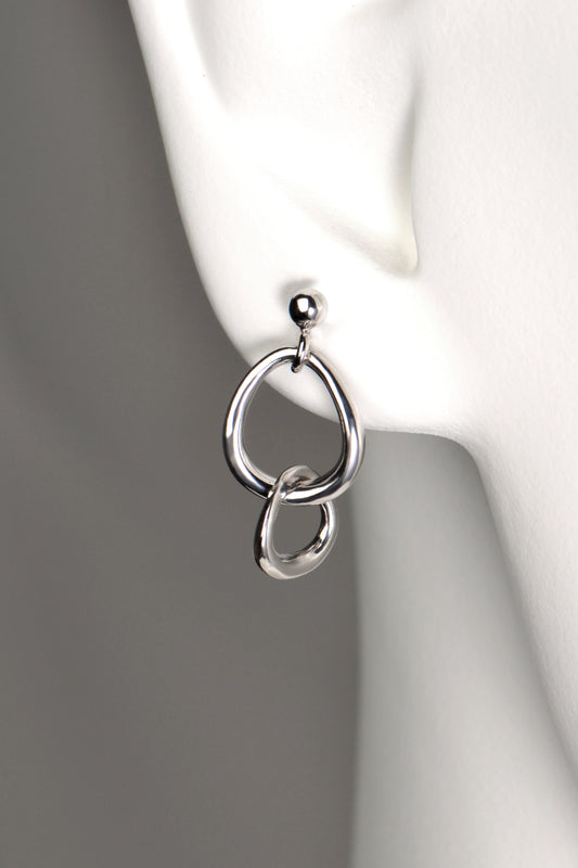 silver interlocking circle drop earrings from Christine Sadler's soulmates collection of jewellery