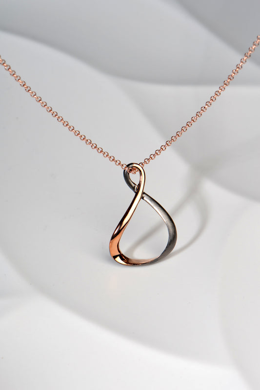 Modern rose gold vermeil necklace with black ruthenium by jewellery designer Jorge Revilla