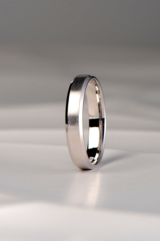 4mm chamfered edge wedding ring