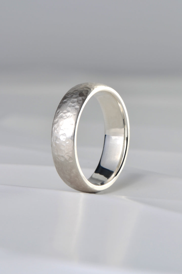 Personalised wedding rings for women