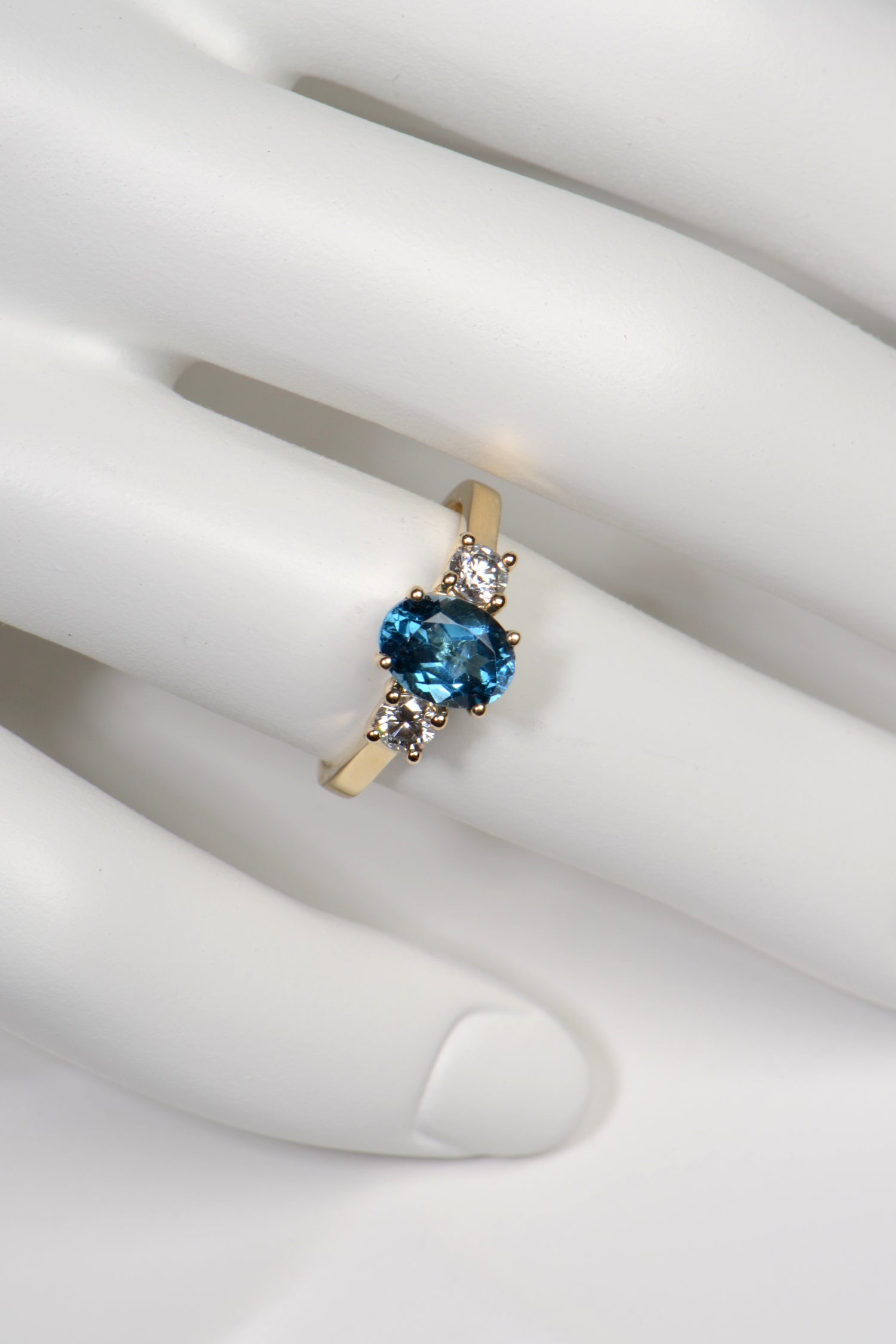 London blue topaz and diamond ring - Ring Christine Sadler Unforgettable Jewellery