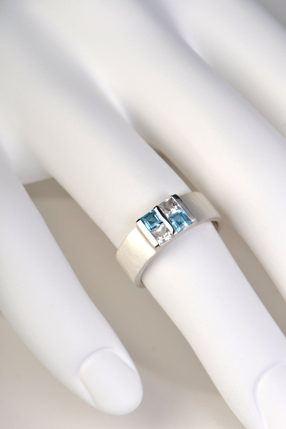 Battenberg ring with blue and white topazes - Ring Christine Sadler