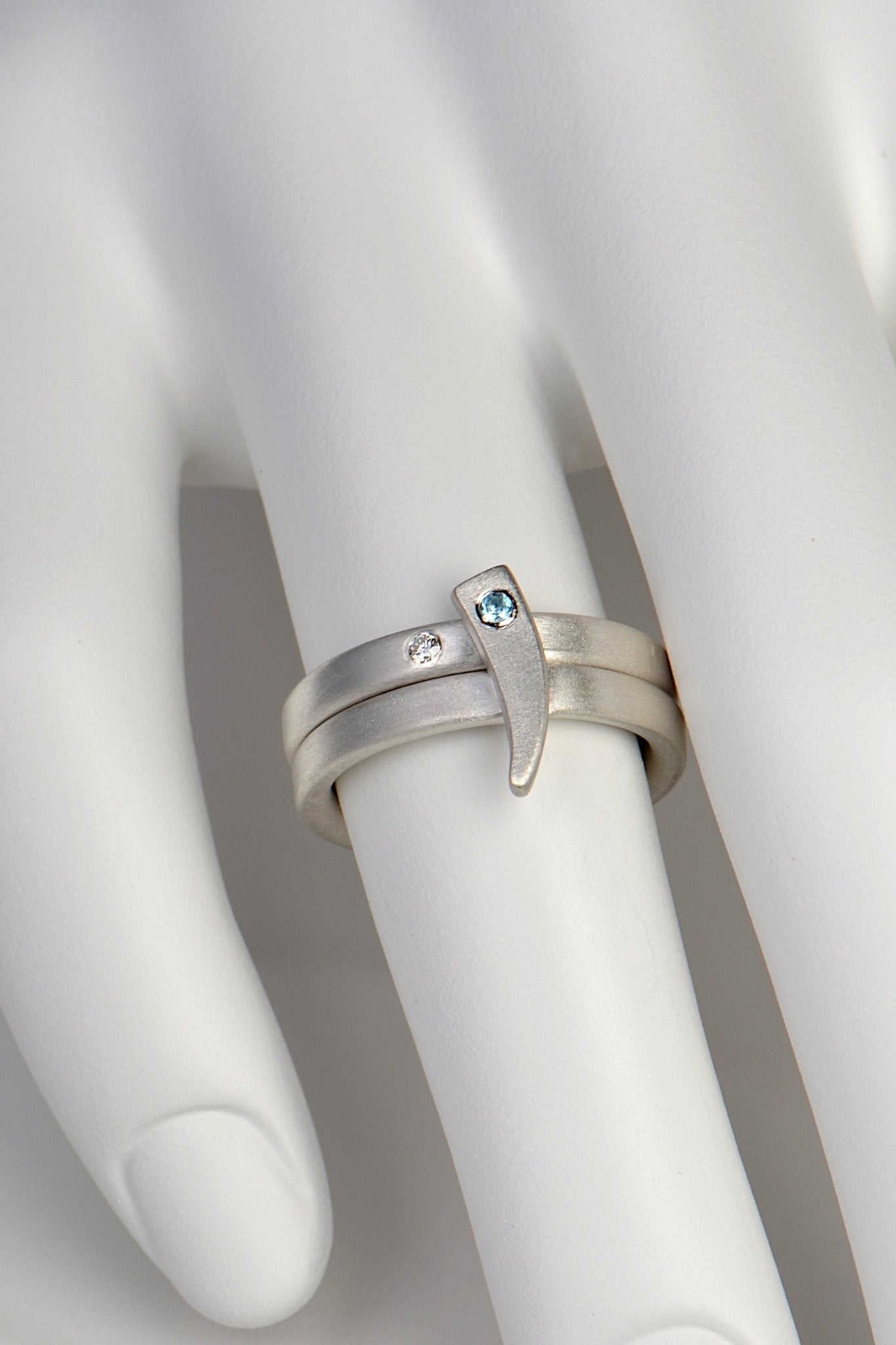Two stacking rings with diamond and blue topaz - Rings Christine Sadler