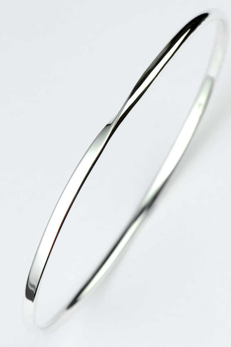 Twist silver narrow bangle