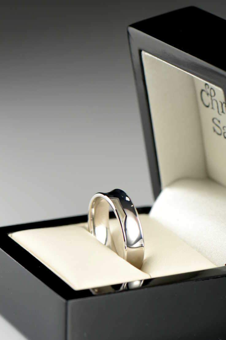 Concave 9ct White Gold 6mm Gent's Wedding Ring - Wedding RingThe Best of British