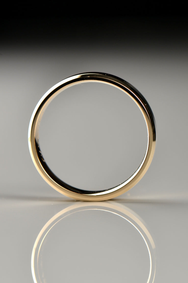 Yellow gold wedding ring 6mm wide