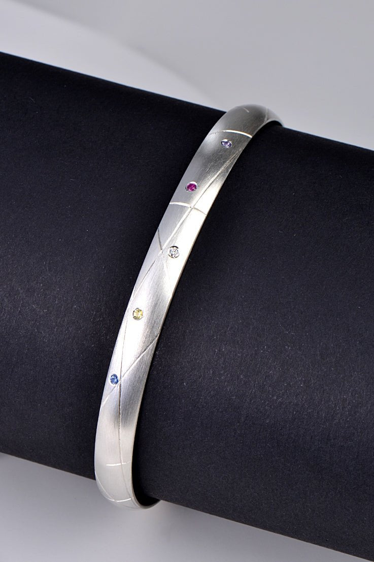 Hundreds and thousands bangle - Bracelet Christine Sadler