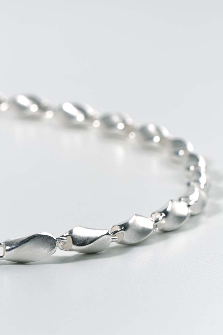 modern handmade silver twist chain with brushed finish