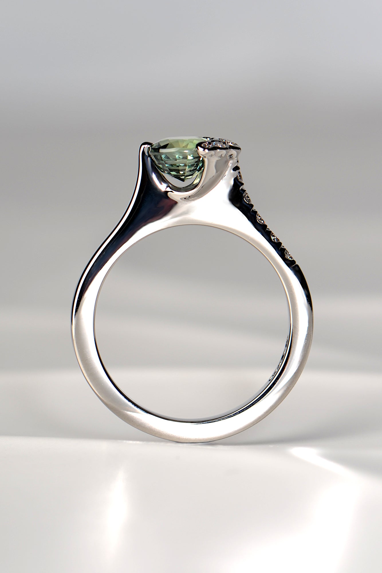 Fairypools green sapphire and diamond platinum ring