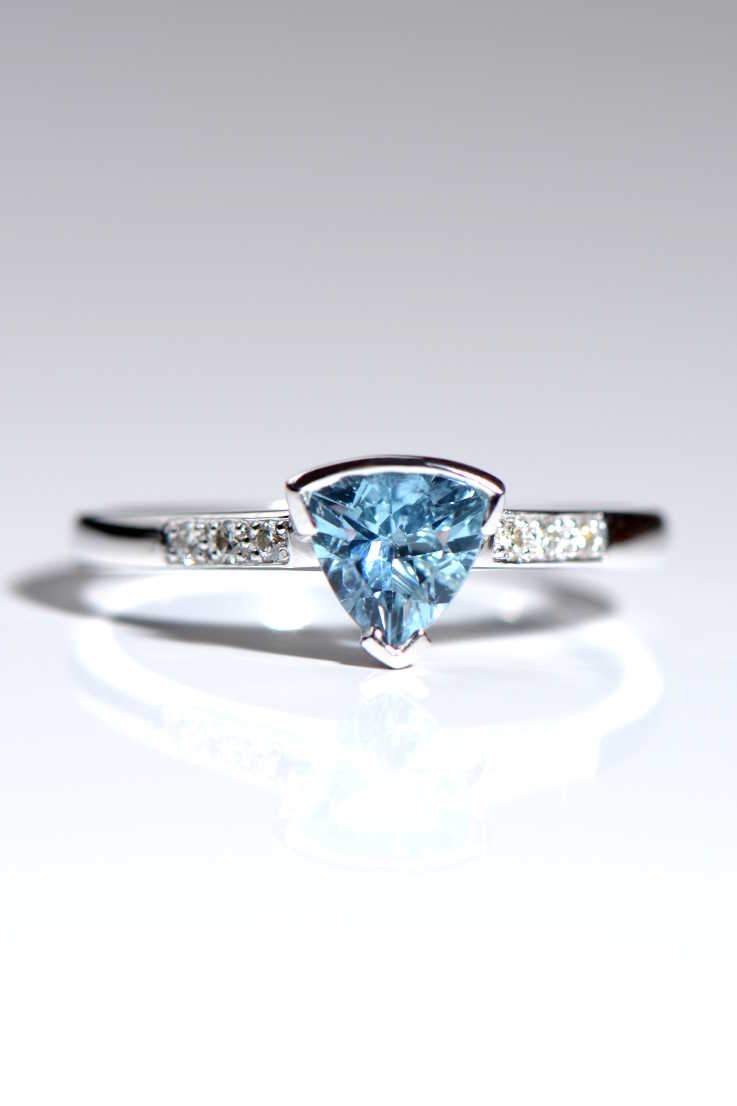 Aquamarine and diamond ring - Sailing Stones Ring Christine Sadler