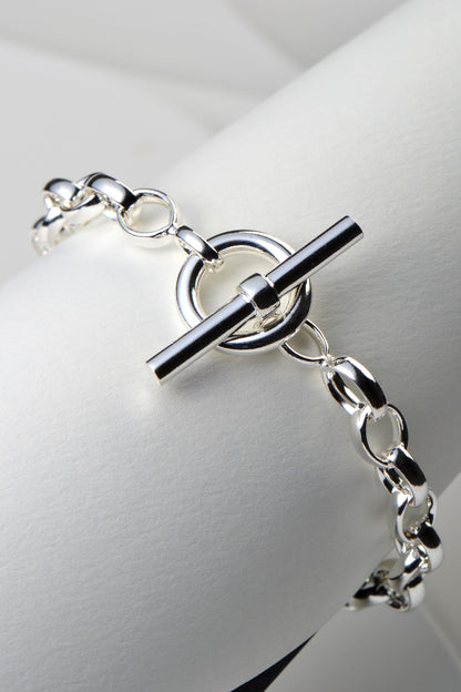 high quality silver t bar bracelet made in the UK