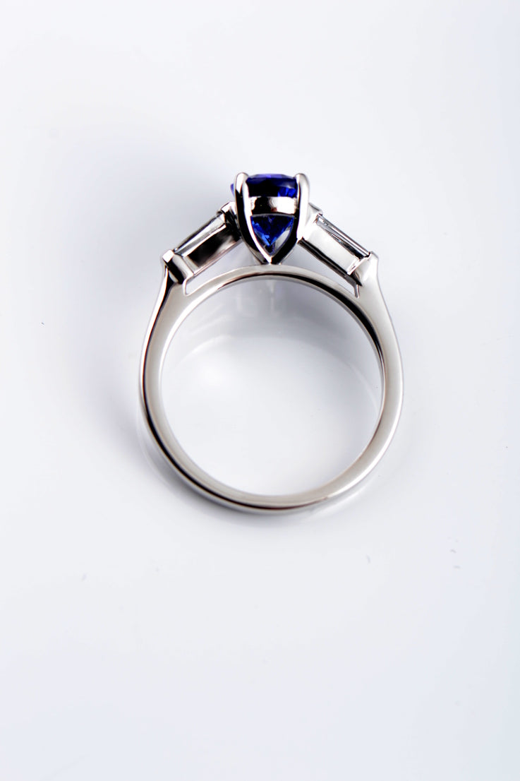 Pear shaped tanzanite and diamond white gold ring