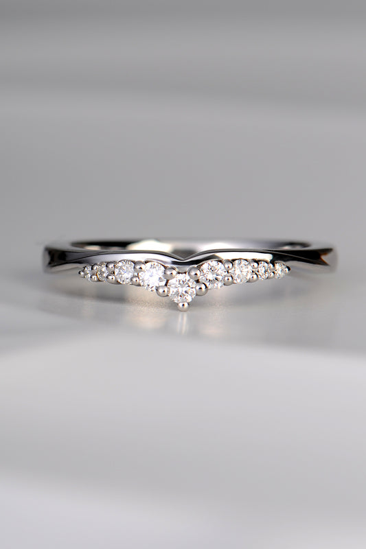 platinum and diamond shaped wedding ring, tiara style