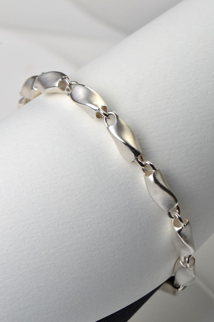 Handmade silver twist bracelet
